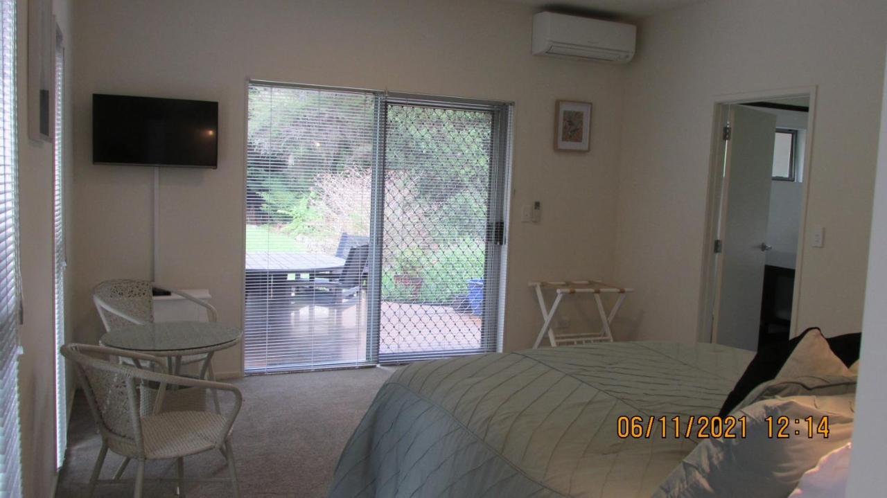 Fantail River Lodge Haruru Kamer foto